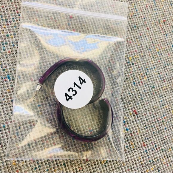 Vintage Purple Marbled Pearlescent Resin Open Hoop Earrings 4314 - Picture 5 of 5